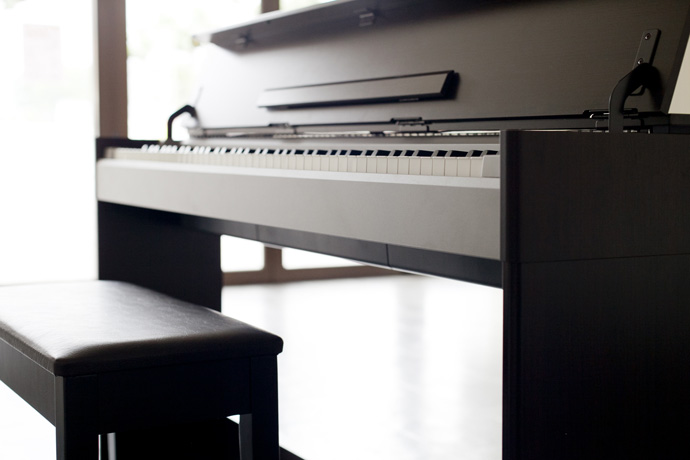 ボーカルレッスン、ボイストレーニング、ピアノ演奏